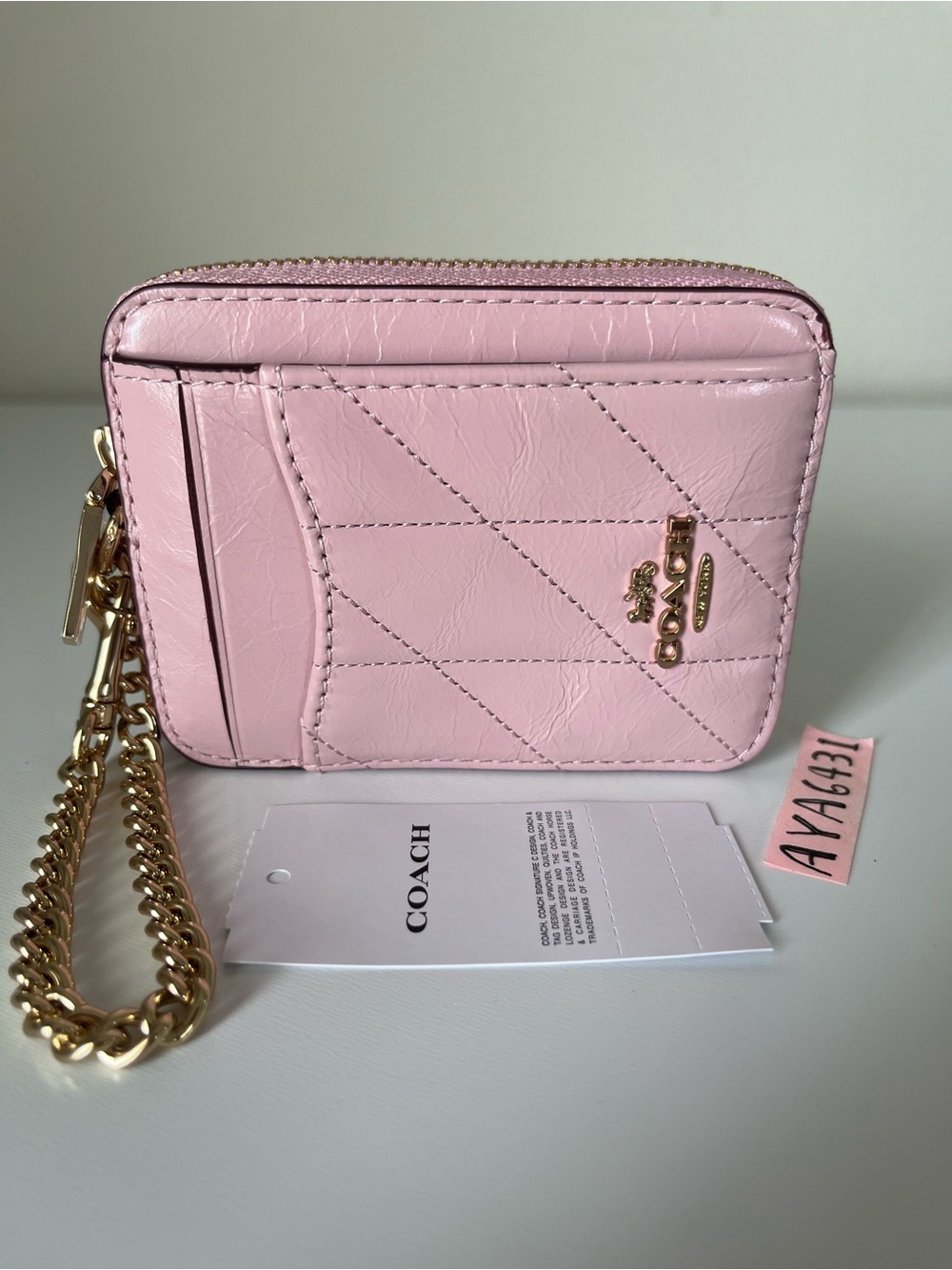 Coach Zip Card Case With Quilting🎈🎈